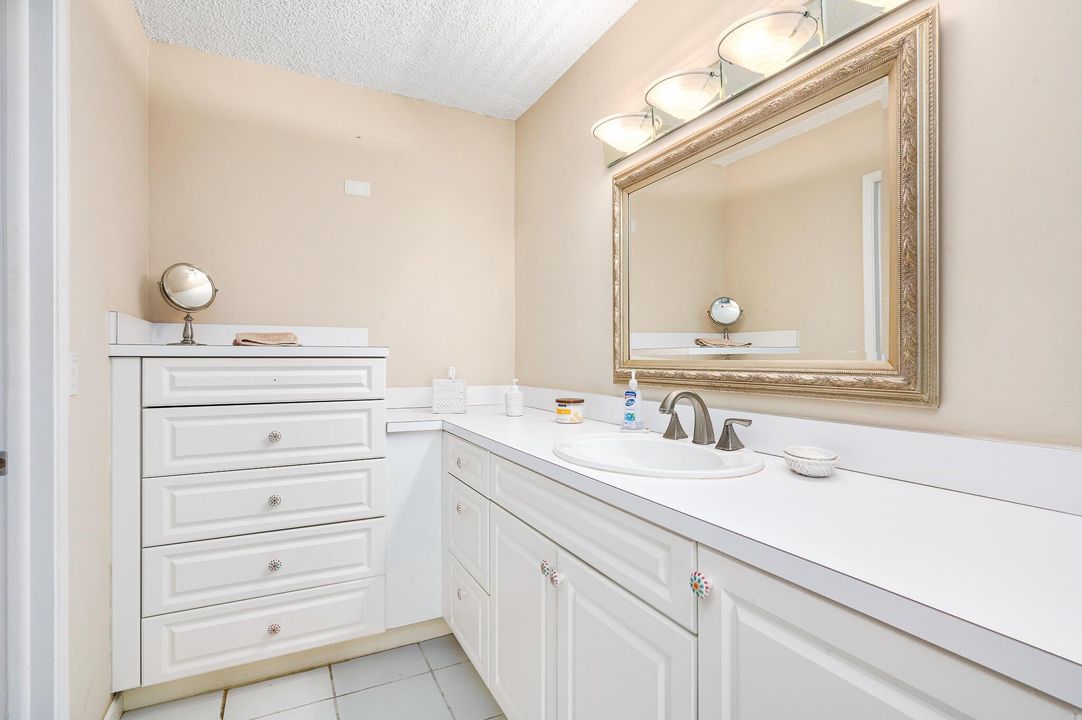 En Renta: $2,700 (2 camas, 1 baños, 1254 Pies cuadrados)