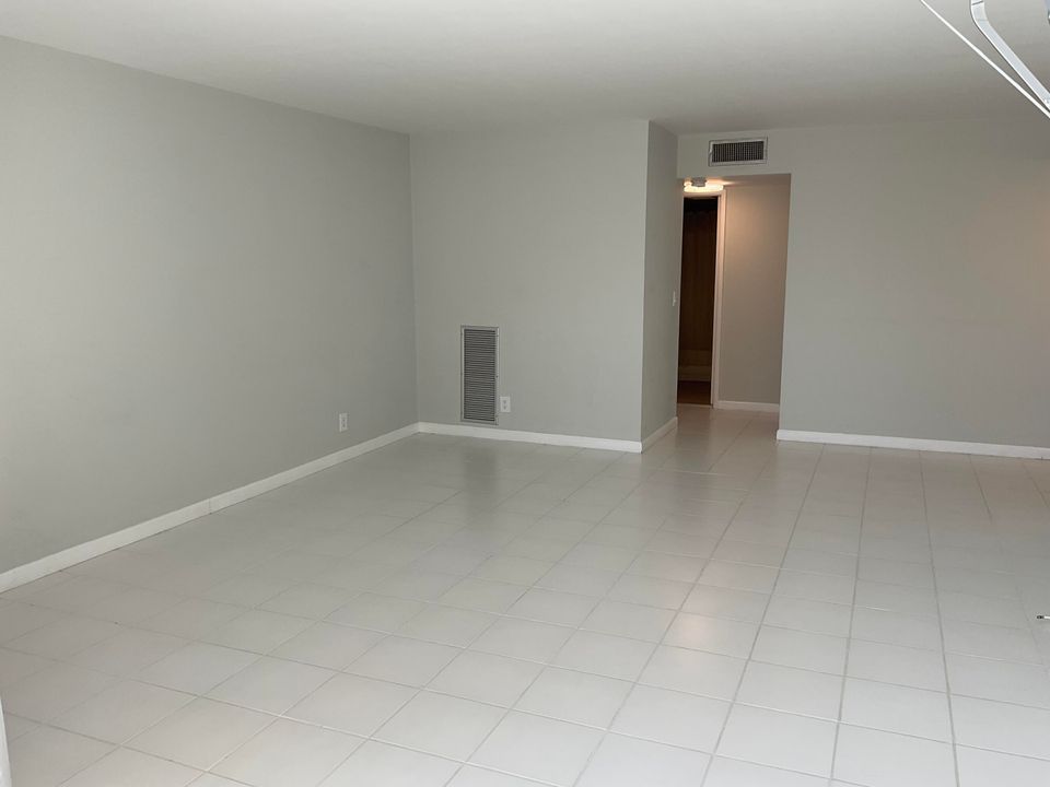 En Renta: $2,700 (2 camas, 1 baños, 1254 Pies cuadrados)