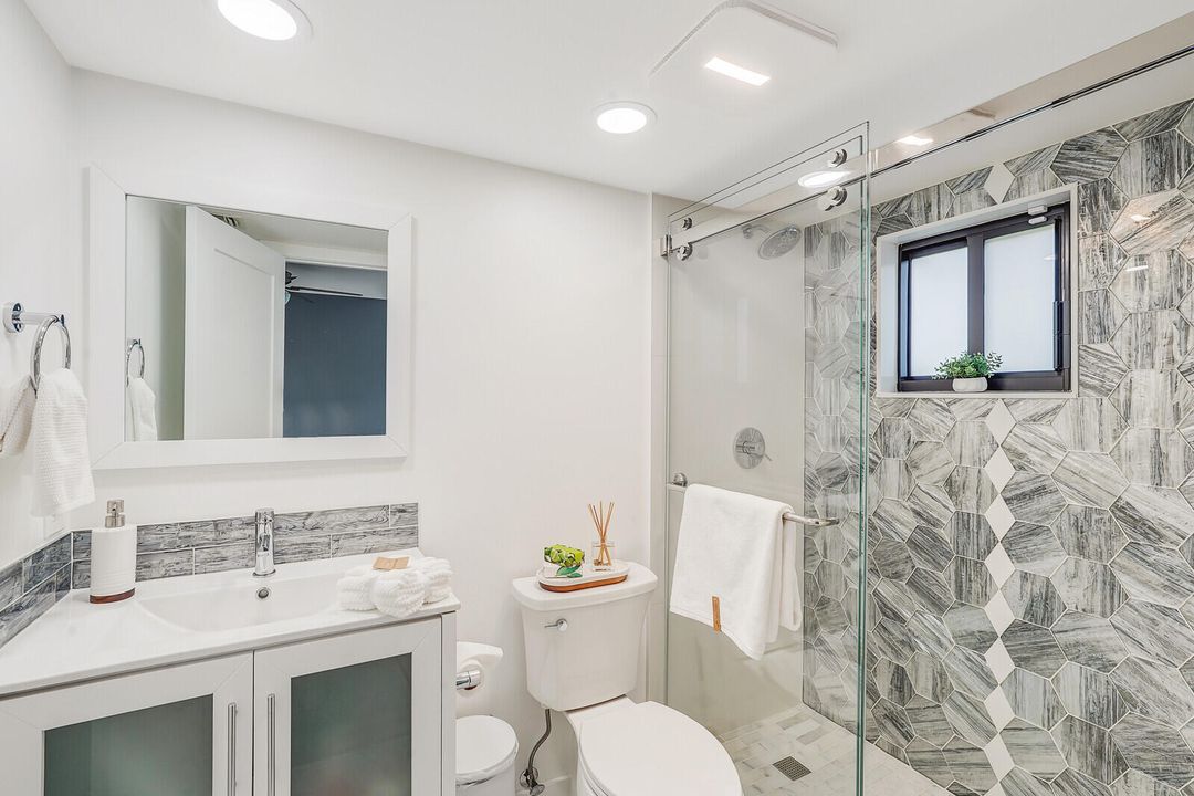 For Sale: $1,585,000 (3 beds, 3 baths, 2362 Square Feet)