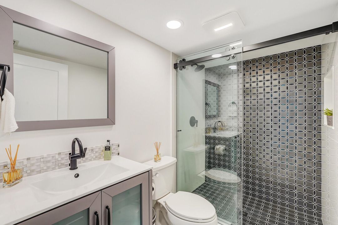 For Sale: $1,585,000 (3 beds, 3 baths, 2362 Square Feet)