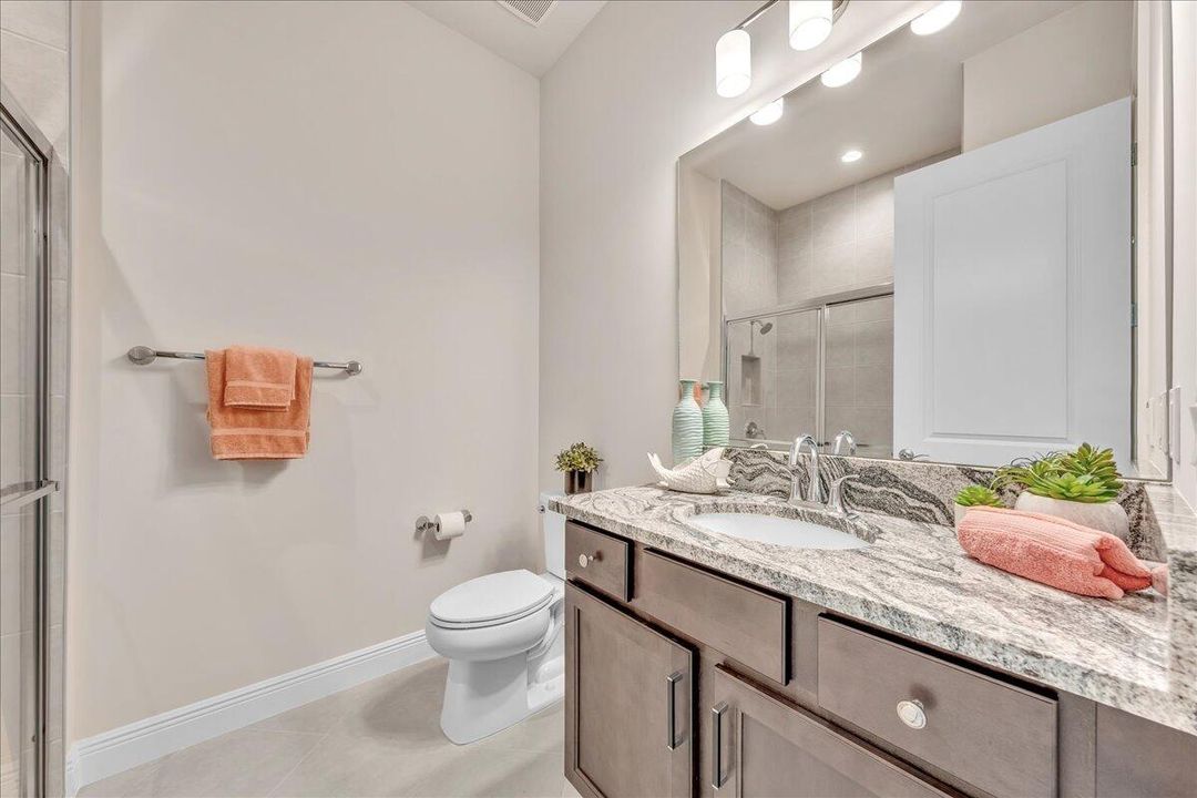 For Sale: $825,000 (3 beds, 2 baths, 1937 Square Feet)