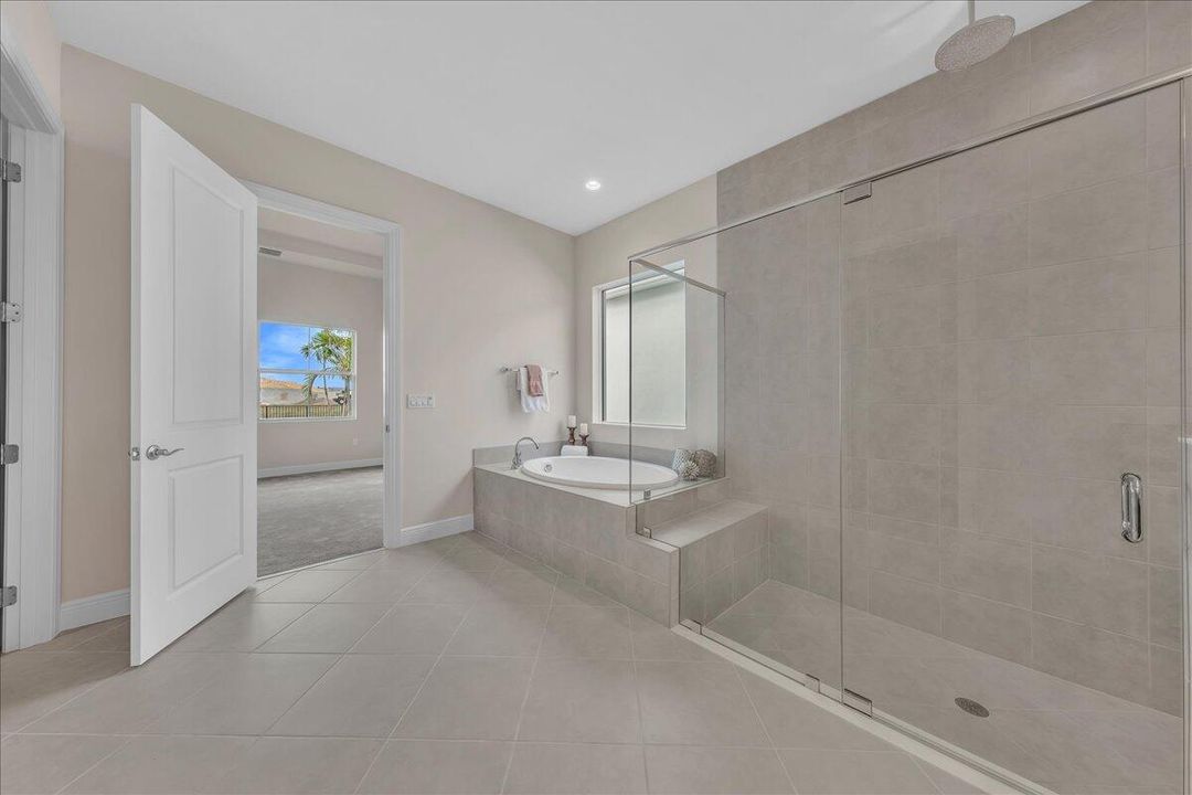 For Sale: $825,000 (3 beds, 2 baths, 1937 Square Feet)