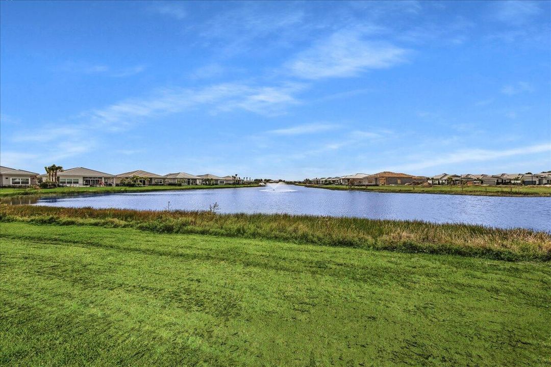 For Sale: $825,000 (3 beds, 2 baths, 1937 Square Feet)