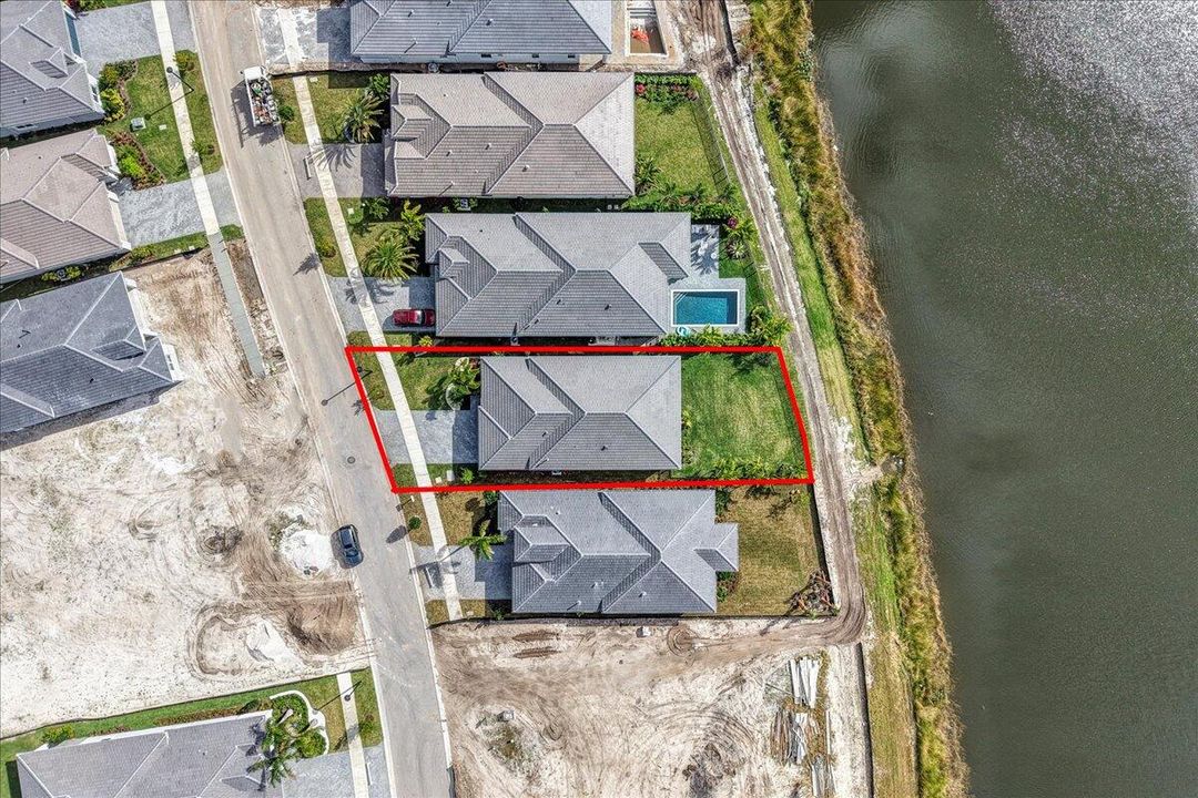 For Sale: $825,000 (3 beds, 2 baths, 1937 Square Feet)