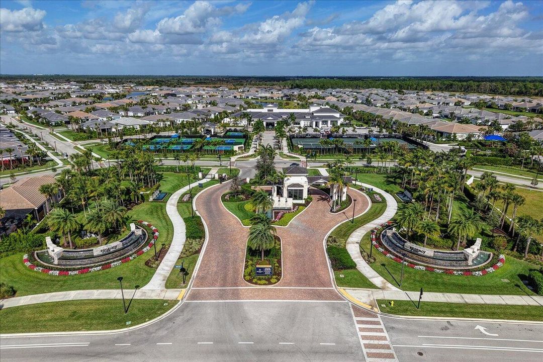 For Sale: $825,000 (3 beds, 2 baths, 1937 Square Feet)