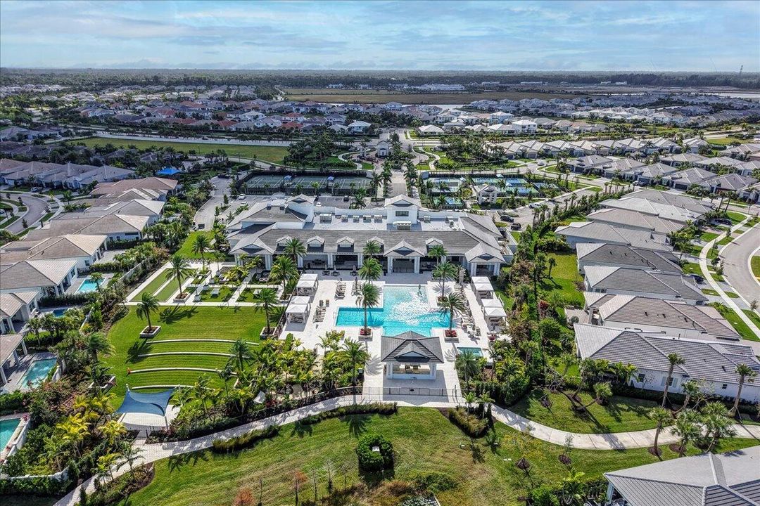 For Sale: $825,000 (3 beds, 2 baths, 1937 Square Feet)