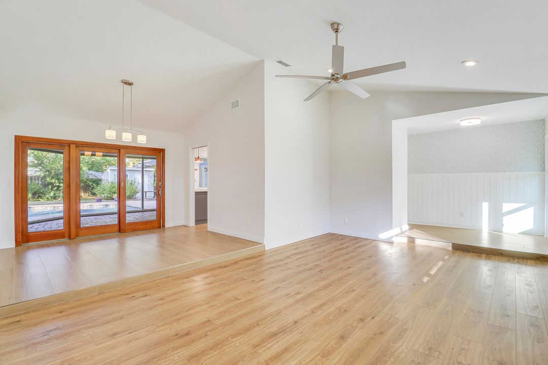 En Venta: $999,900 (3 camas, 2 baños, 1918 Pies cuadrados)