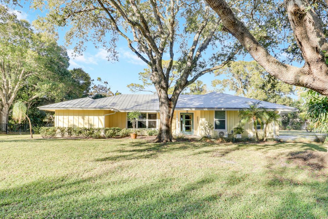 En Venta: $999,900 (3 camas, 2 baños, 1918 Pies cuadrados)