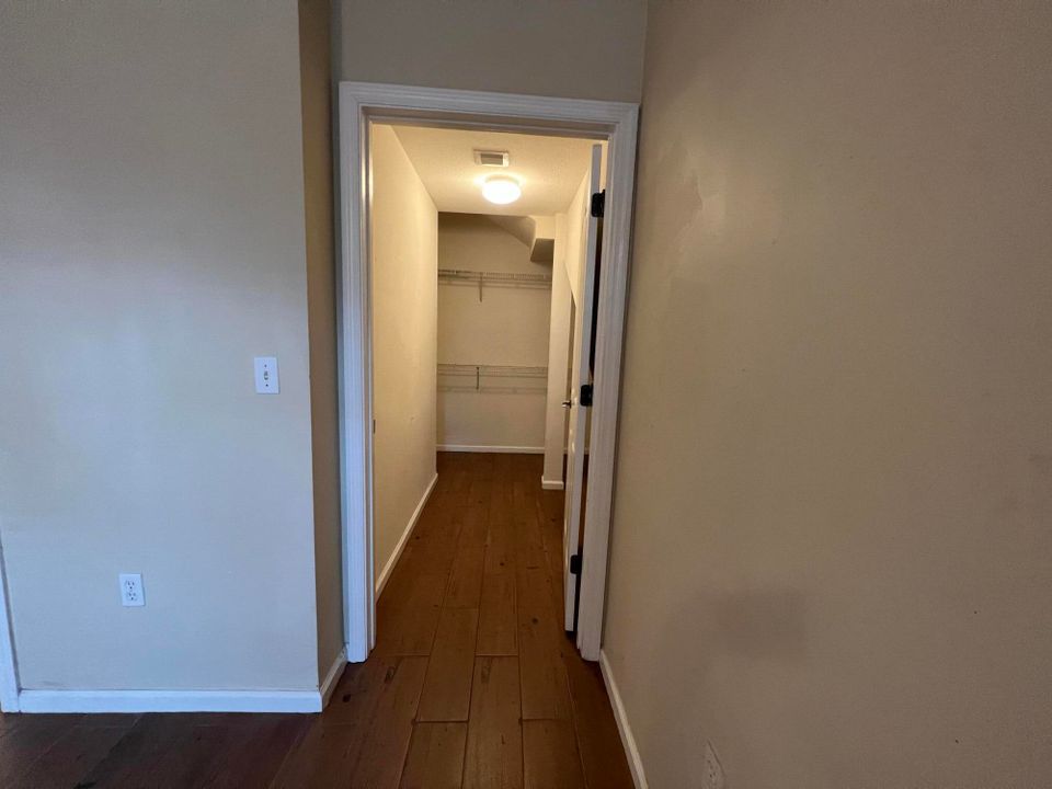 В аренду: $2,700 (2 спален, 2 ванн, 1194 Квадратных фут)