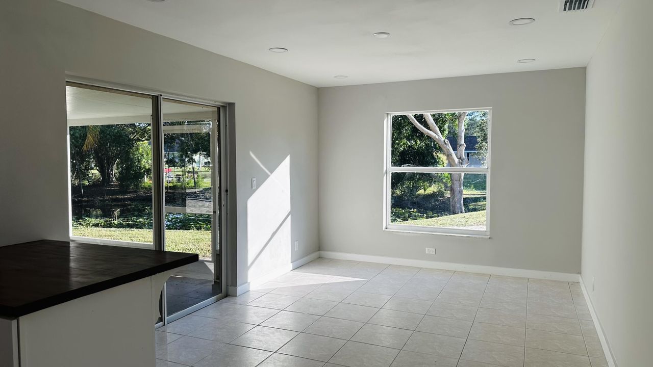 В аренду: $3,600 (3 спален, 2 ванн, 1449 Квадратных фут)