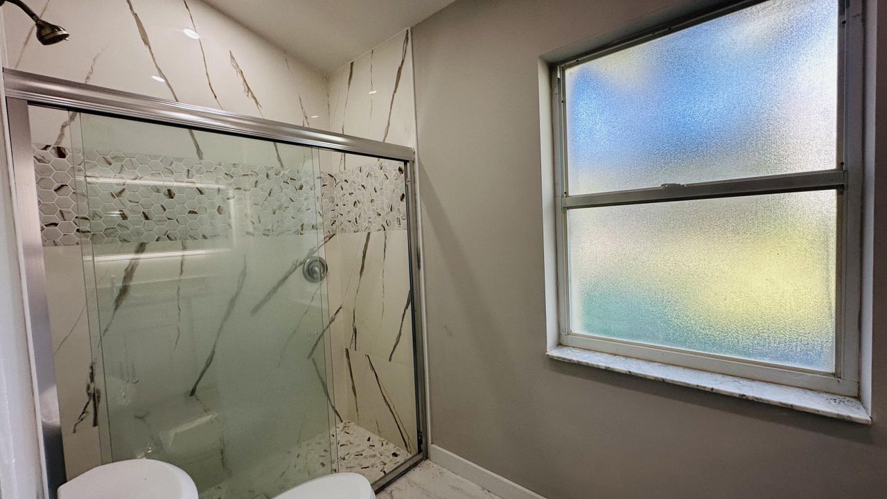 В аренду: $3,600 (3 спален, 2 ванн, 1449 Квадратных фут)