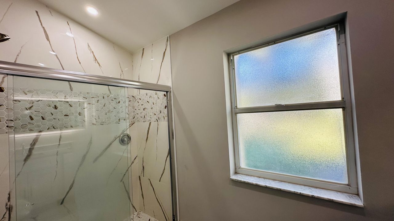 В аренду: $3,600 (3 спален, 2 ванн, 1449 Квадратных фут)