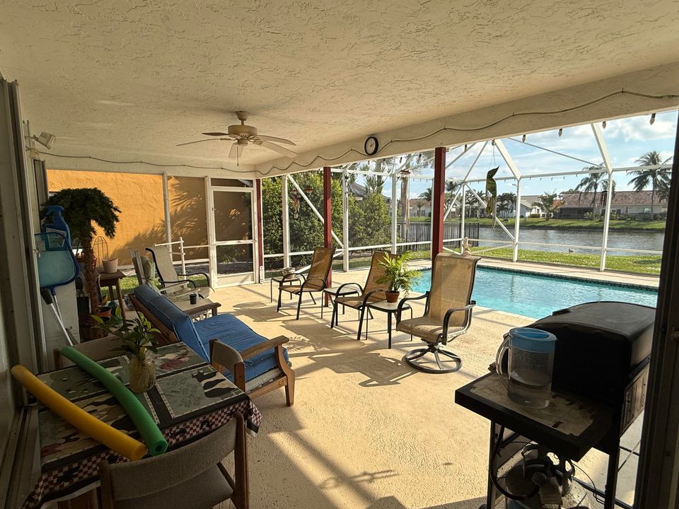 For Sale: $679,000 (4 beds, 2 baths, 2142 Square Feet)