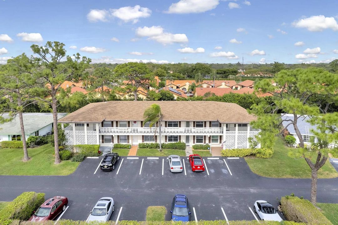 En Venta: $156,500 (2 camas, 2 baños, 1050 Pies cuadrados)