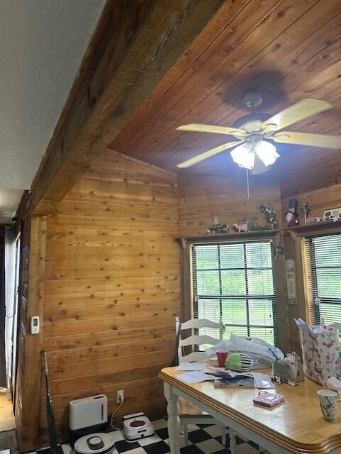 На продажу: $315,000 (4 спален, 2 ванн, 2564 Квадратных фут)