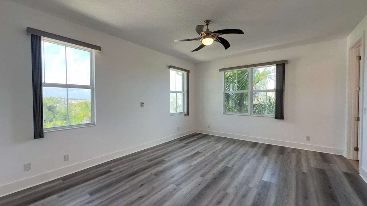 В аренду: $5,195 (3 спален, 3 ванн, 2252 Квадратных фут)