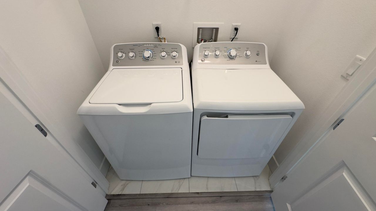 В аренду: $5,195 (3 спален, 3 ванн, 2252 Квадратных фут)