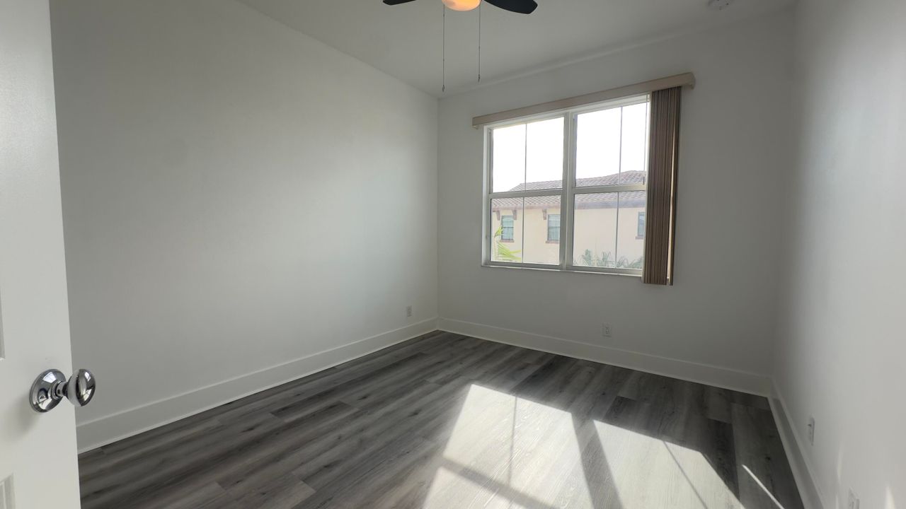 В аренду: $5,195 (3 спален, 3 ванн, 2252 Квадратных фут)