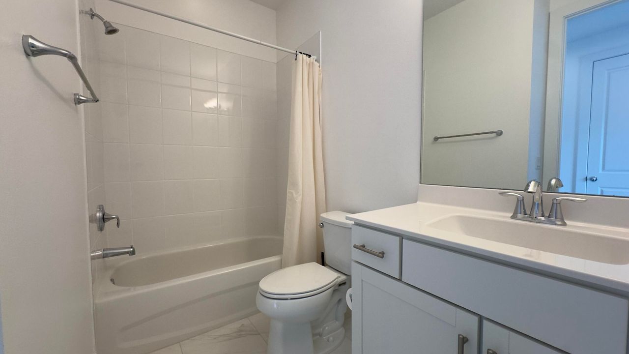 В аренду: $5,195 (3 спален, 3 ванн, 2252 Квадратных фут)