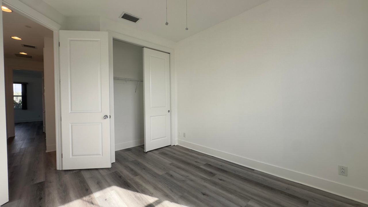 В аренду: $5,195 (3 спален, 3 ванн, 2252 Квадратных фут)