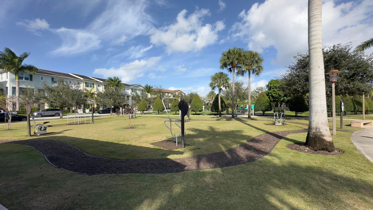 В аренду: $5,195 (3 спален, 3 ванн, 2252 Квадратных фут)