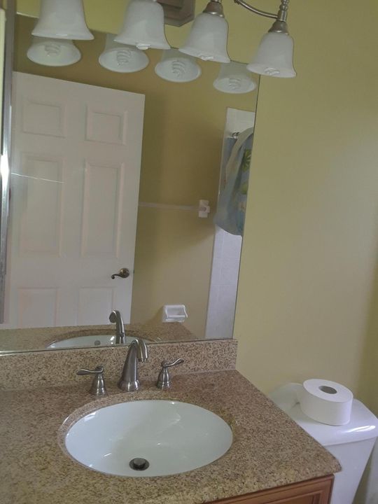 For Rent: $3,000 (3 beds, 2 baths, 1780 Square Feet)