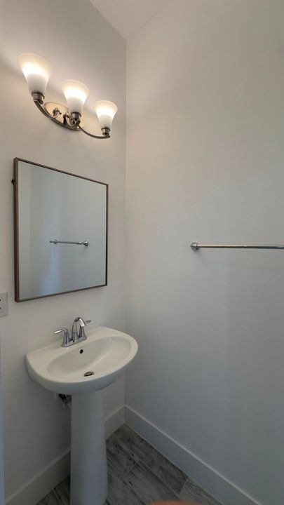 В аренду: $5,195 (3 спален, 3 ванн, 2252 Квадратных фут)