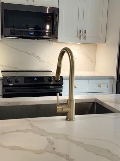 For Rent: $2,600 (2 beds, 2 baths, 1236 Square Feet)