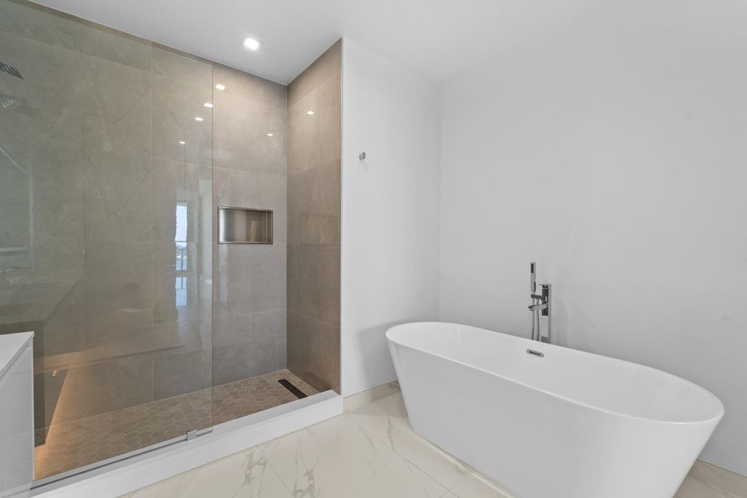 待售: $1,950,000 (2 贝兹, 2 浴室, 1780 平方英尺)