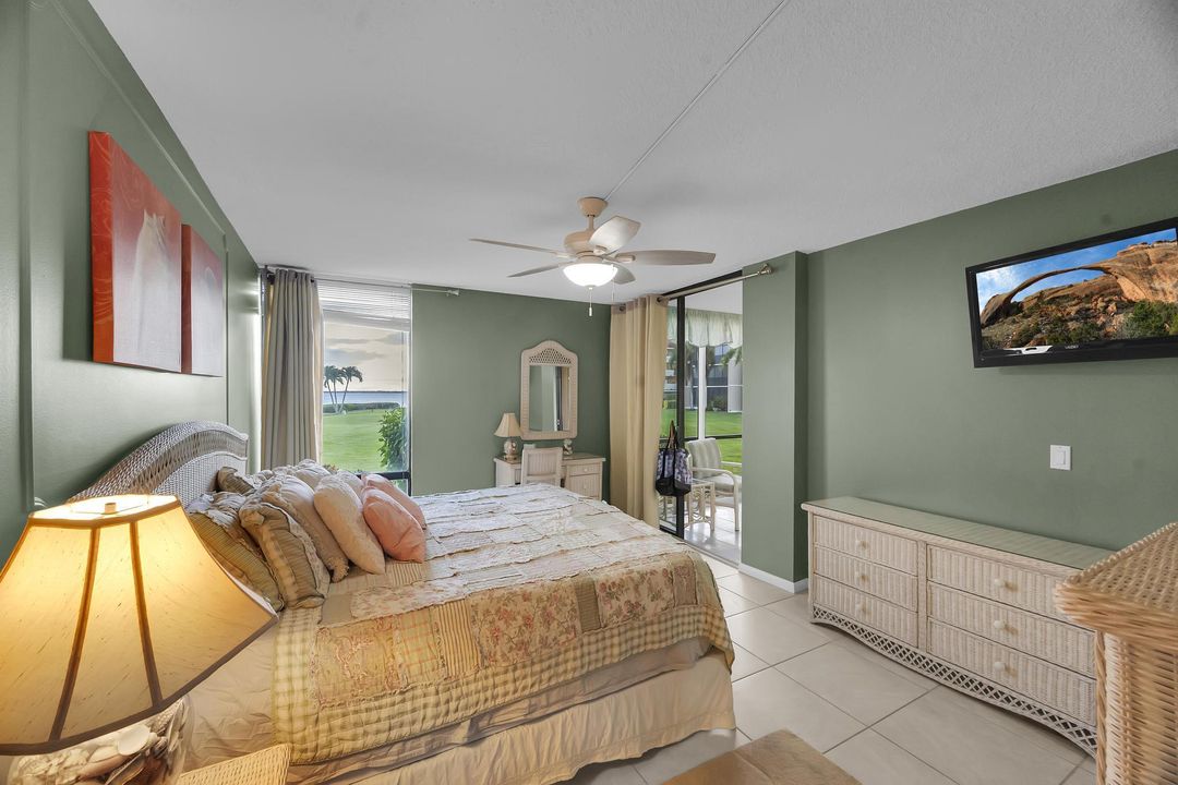 For Rent: $4,000 (2 beds, 2 baths, 1102 Square Feet)