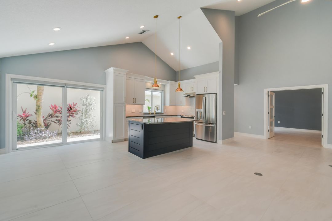 For Sale: $1,295,000 (3 beds, 2 baths, 1889 Square Feet)