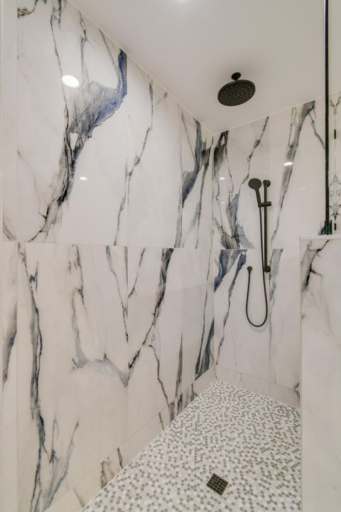 For Sale: $1,295,000 (3 beds, 2 baths, 1889 Square Feet)