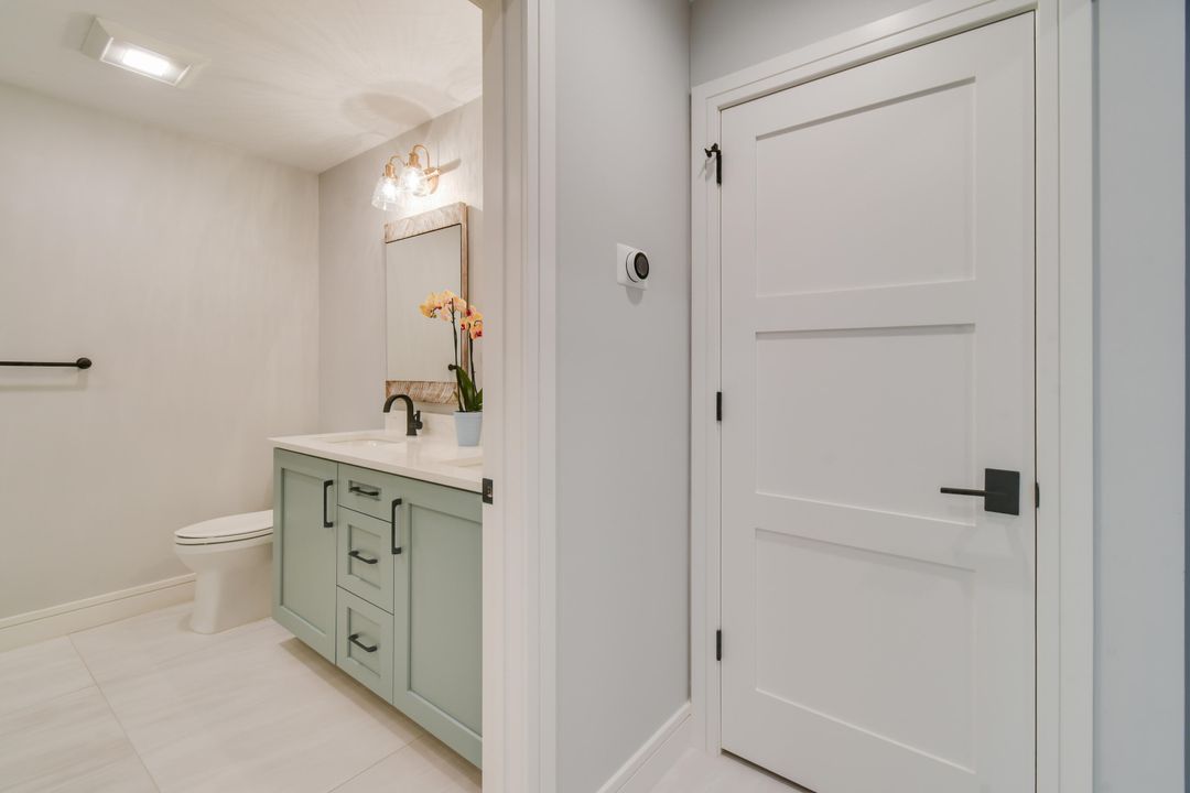 For Sale: $1,295,000 (3 beds, 2 baths, 1889 Square Feet)