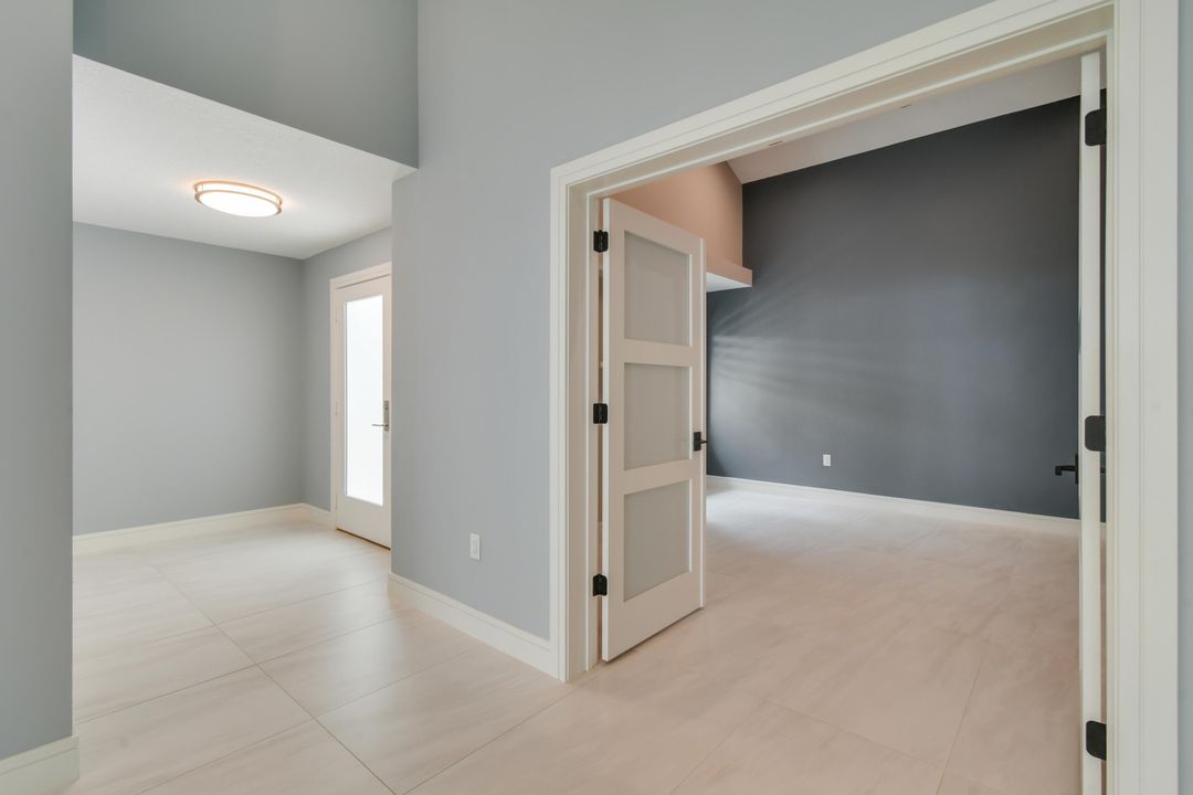 For Sale: $1,295,000 (3 beds, 2 baths, 1889 Square Feet)