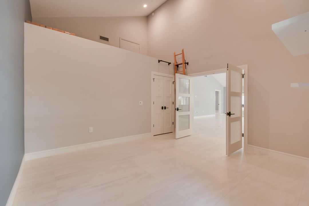 For Sale: $1,295,000 (3 beds, 2 baths, 1889 Square Feet)