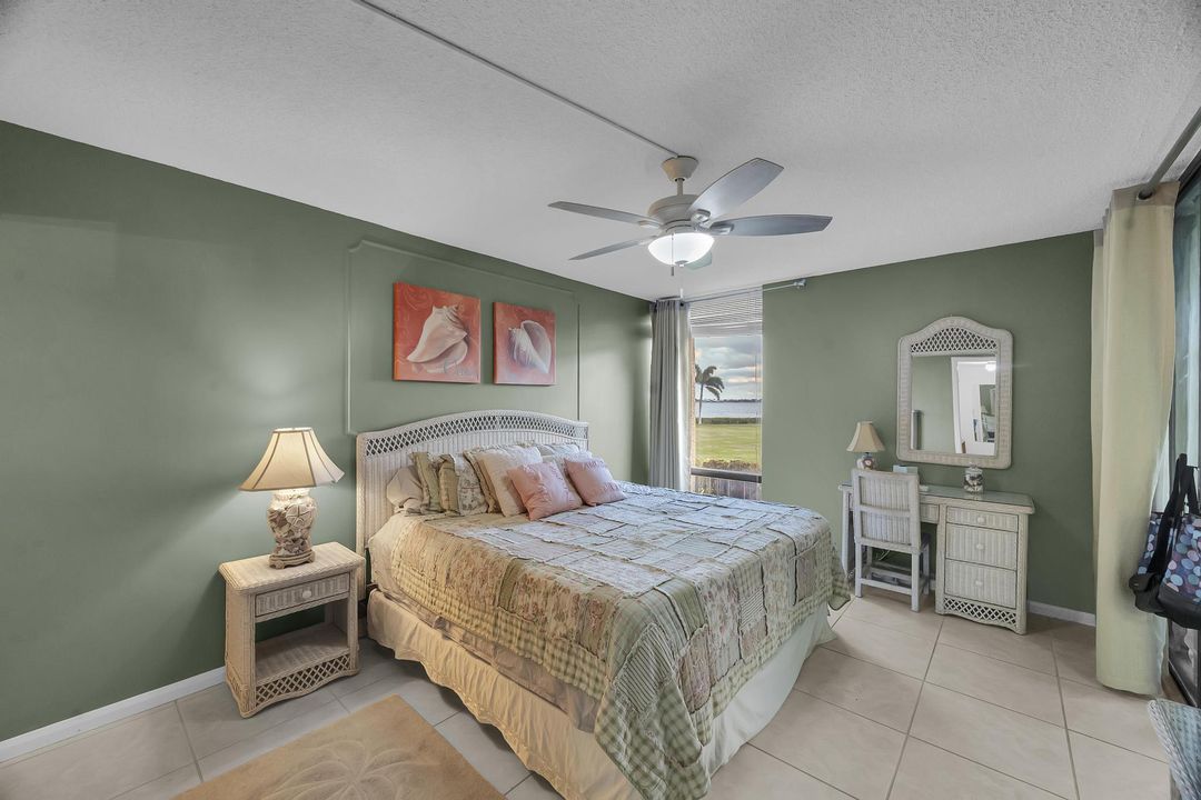 For Rent: $2,500 (2 beds, 2 baths, 1102 Square Feet)