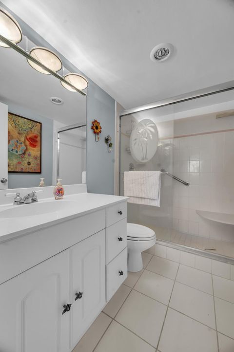 For Rent: $2,500 (2 beds, 2 baths, 1102 Square Feet)