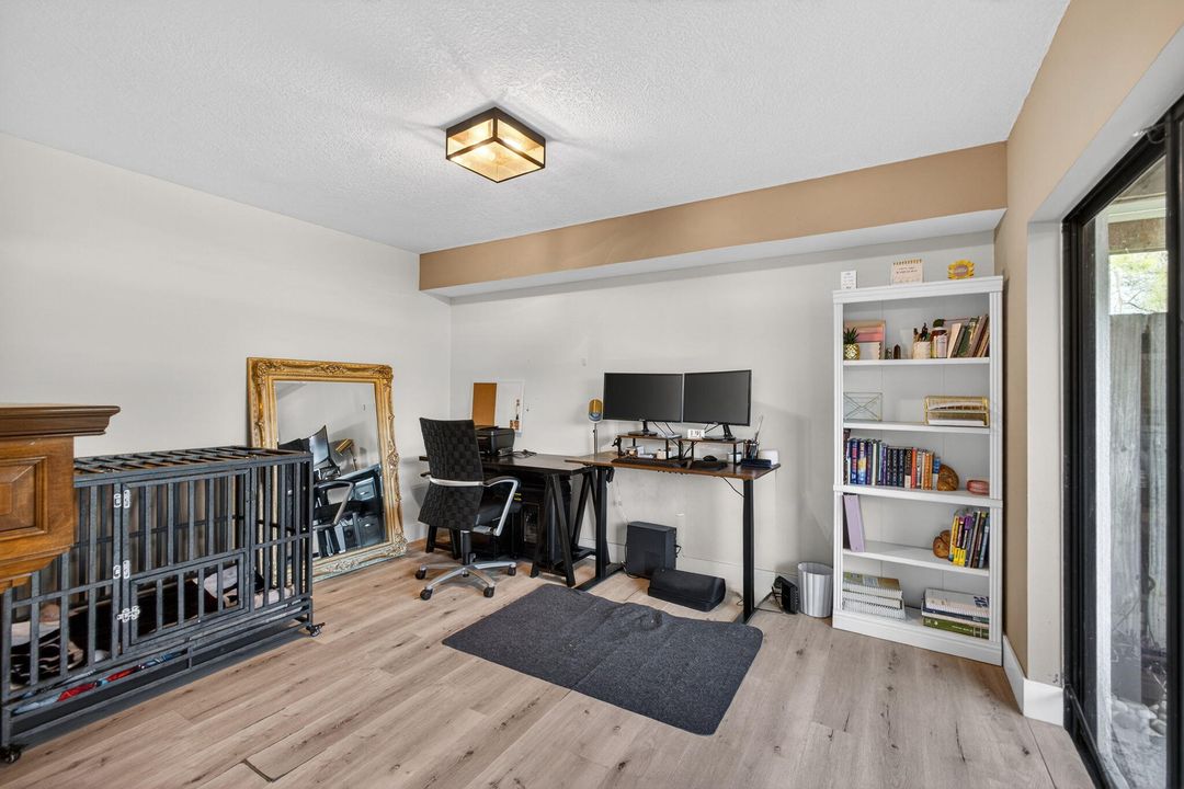 待售: $390,000 (3 贝兹, 2 浴室, 1596 平方英尺)