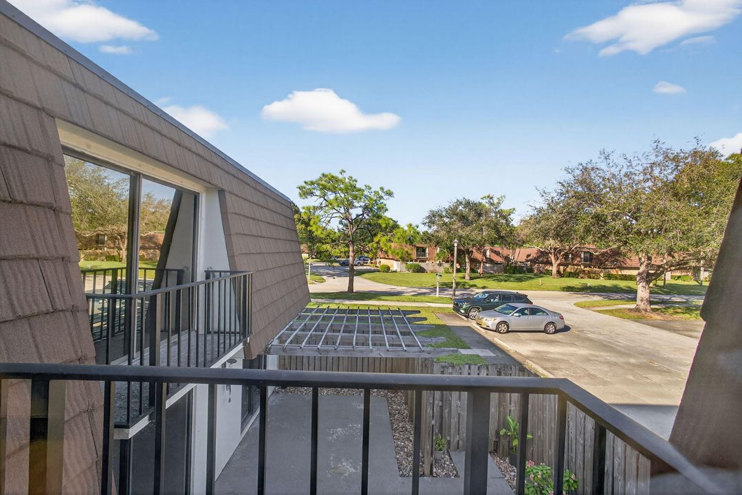 待售: $390,000 (3 贝兹, 2 浴室, 1596 平方英尺)