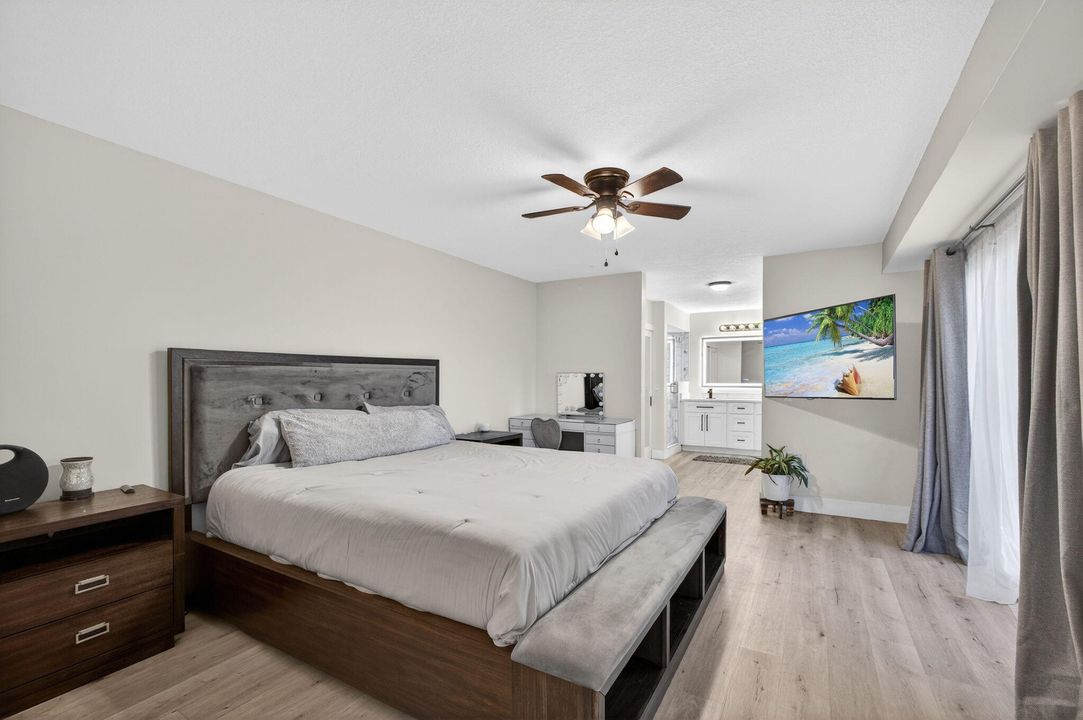 待售: $390,000 (3 贝兹, 2 浴室, 1596 平方英尺)