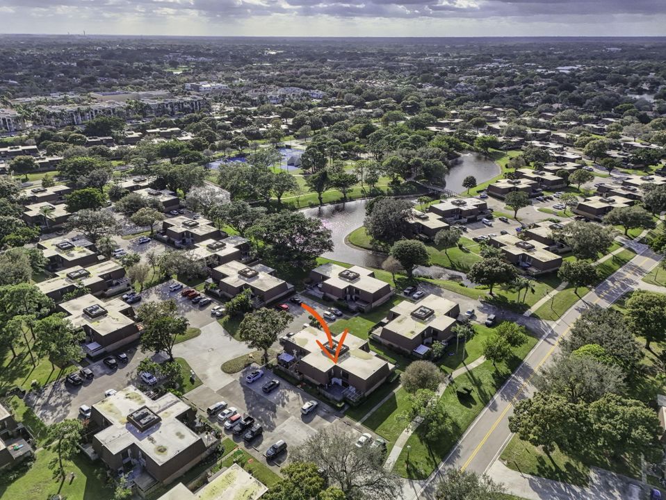 待售: $390,000 (3 贝兹, 2 浴室, 1596 平方英尺)