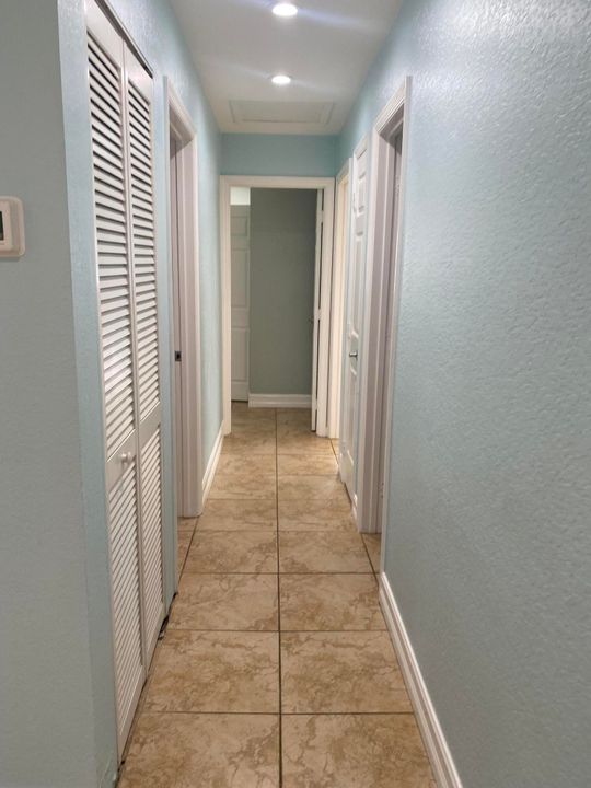 В аренду: $3,400 (3 спален, 2 ванн, 1144 Квадратных фут)