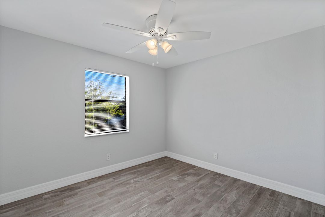 For Rent: $1,795 (2 beds, 1 baths, 702 Square Feet)