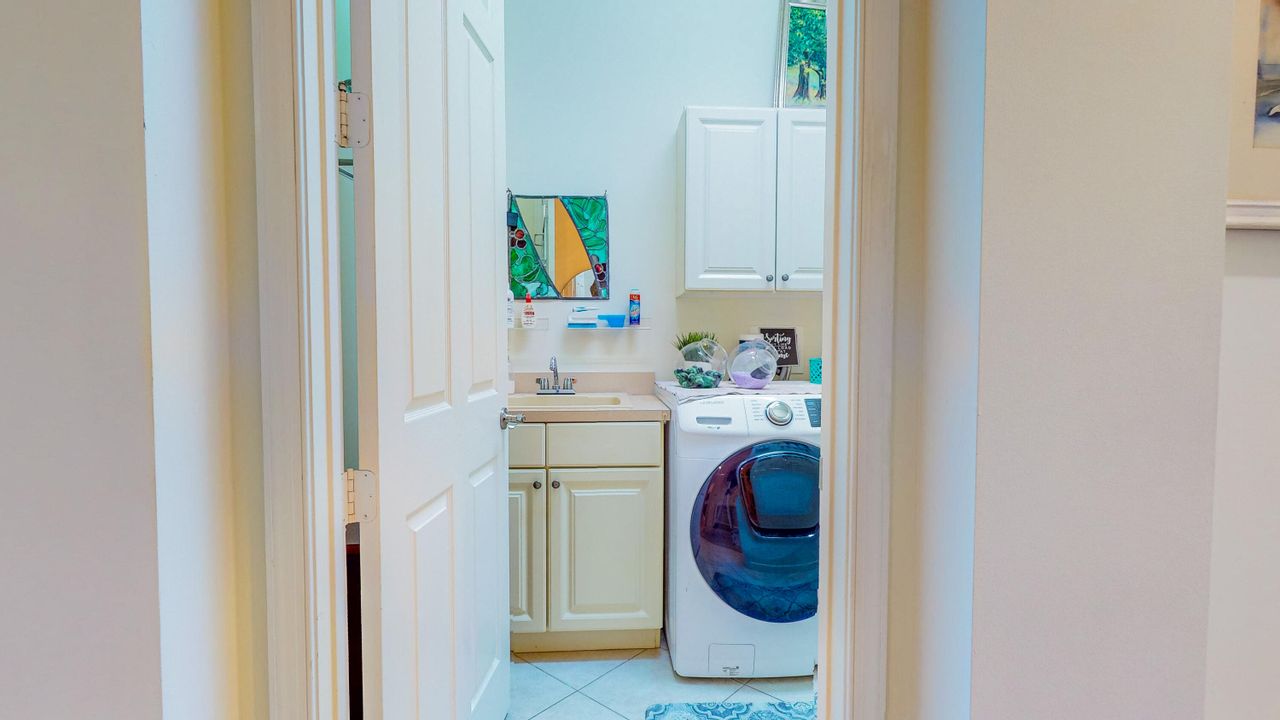 На продажу: $459,900 (3 спален, 2 ванн, 2155 Квадратных фут)