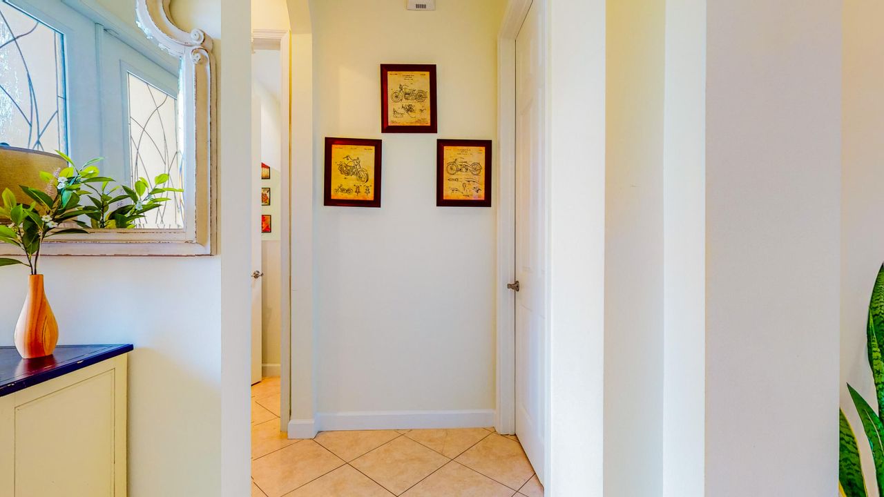 На продажу: $459,900 (3 спален, 2 ванн, 2155 Квадратных фут)