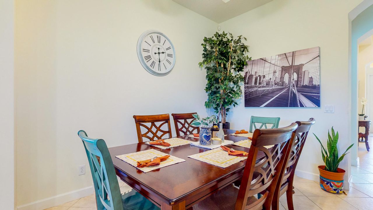 На продажу: $459,900 (3 спален, 2 ванн, 2155 Квадратных фут)