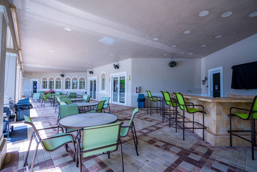 На продажу: $459,900 (3 спален, 2 ванн, 2155 Квадратных фут)