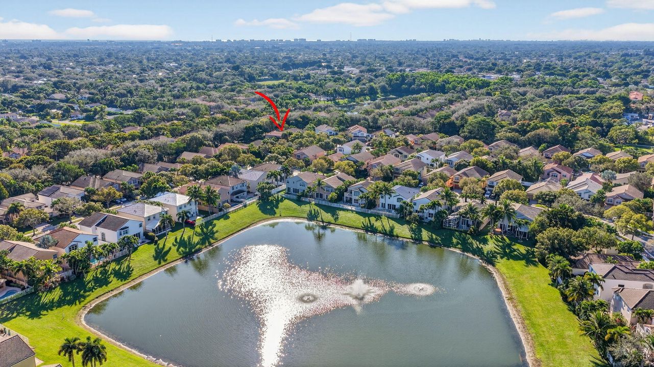 На продажу: $750,000 (4 спален, 2 ванн, 2414 Квадратных фут)