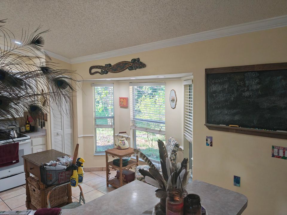 待售: $535,000 (3 贝兹, 2 浴室, 1196 平方英尺)