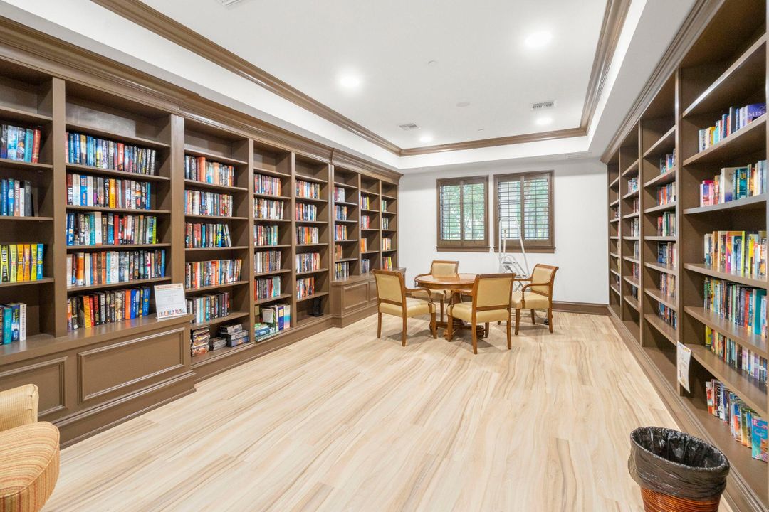 На продажу: $459,900 (3 спален, 2 ванн, 2155 Квадратных фут)